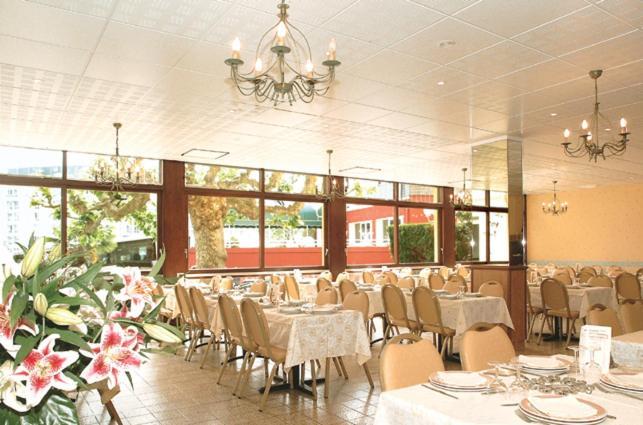 Hotel Des Rosiers Lourdes Eksteriør billede